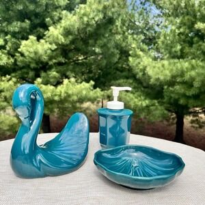 Vtg Pfaltzgraff Bathroom Set Swan Towel Holder Seashell Soap Dish Soap Dispenser